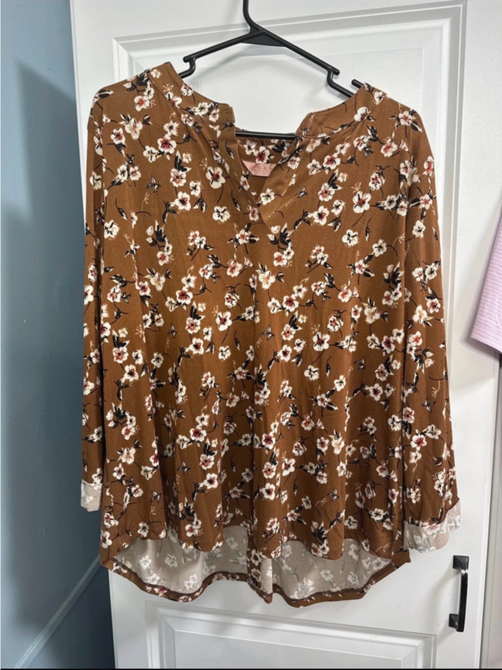 Amiana Brown Floral V-Neck Long Sleeve Blouse